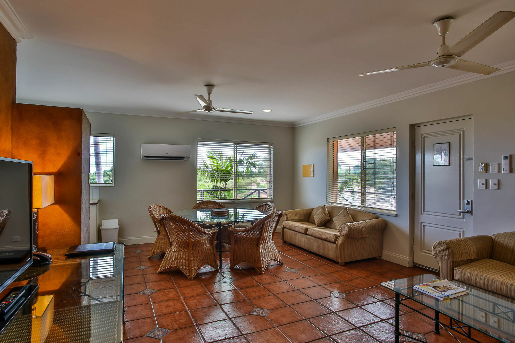 Moonlight Bay Aparthotel 4*